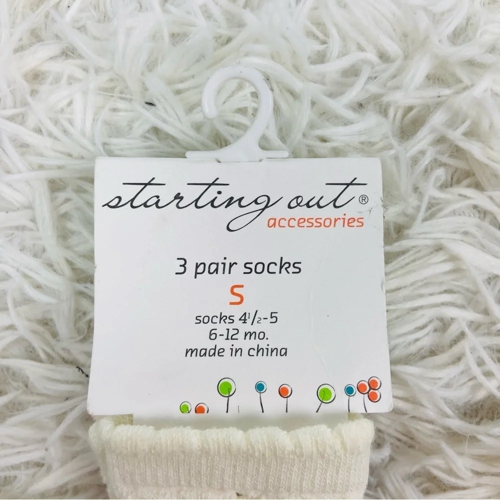 NWT STARTING OUT 3 pairs of knit polkadot girls socks size 6-12 months